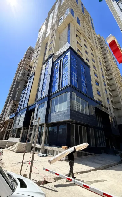 2-комн. квартира, 15 этаж, 93 м², Шохмансур, пушти Ҳукумат