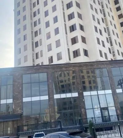 2-комн. квартира, 3 этаж, 60 м², 102 мкр, ориентир Куртобхонаи Нур пешина