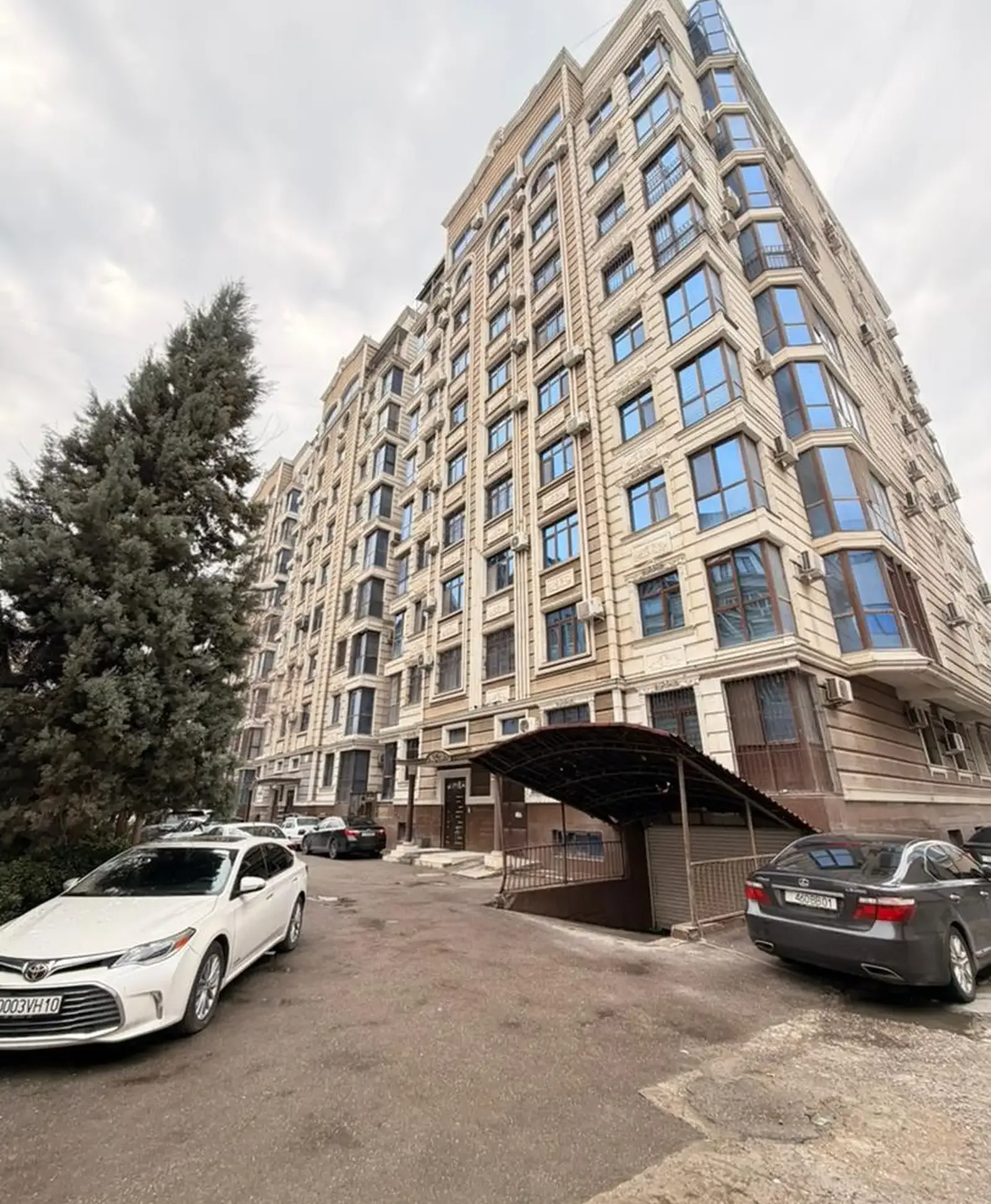 2-комн. квартира, 9 этаж, 105 м², Дом печати, Ситора