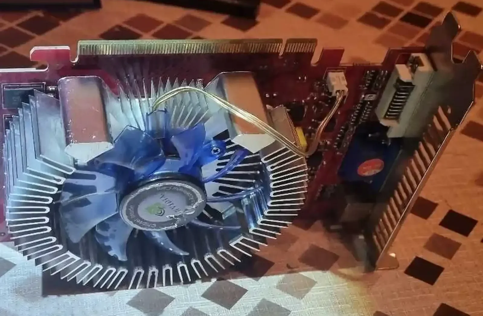Видеокарта Rentro gamingon Radeon 9800xt