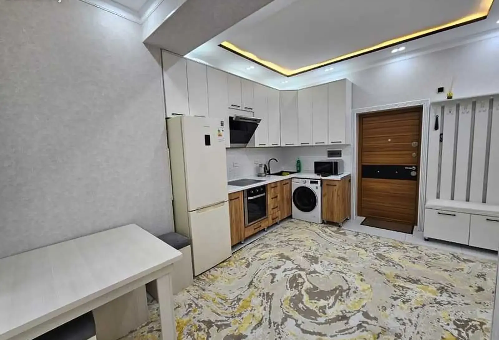 2-комн. квартира, 10 этаж, 54м², Шохмансур, на против 