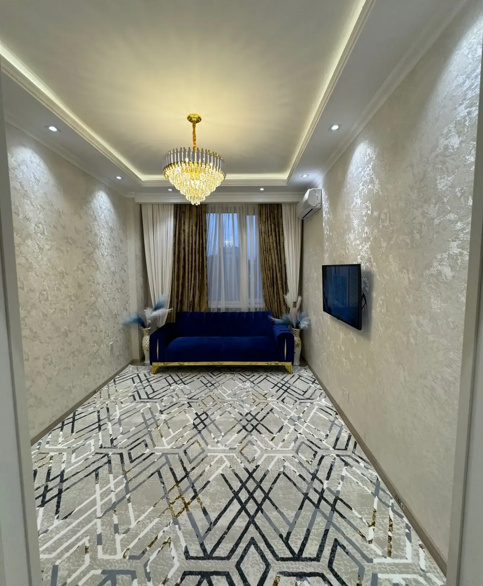 2-комн. квартира, 9 этаж, 60м², Овир/Гранд Отель