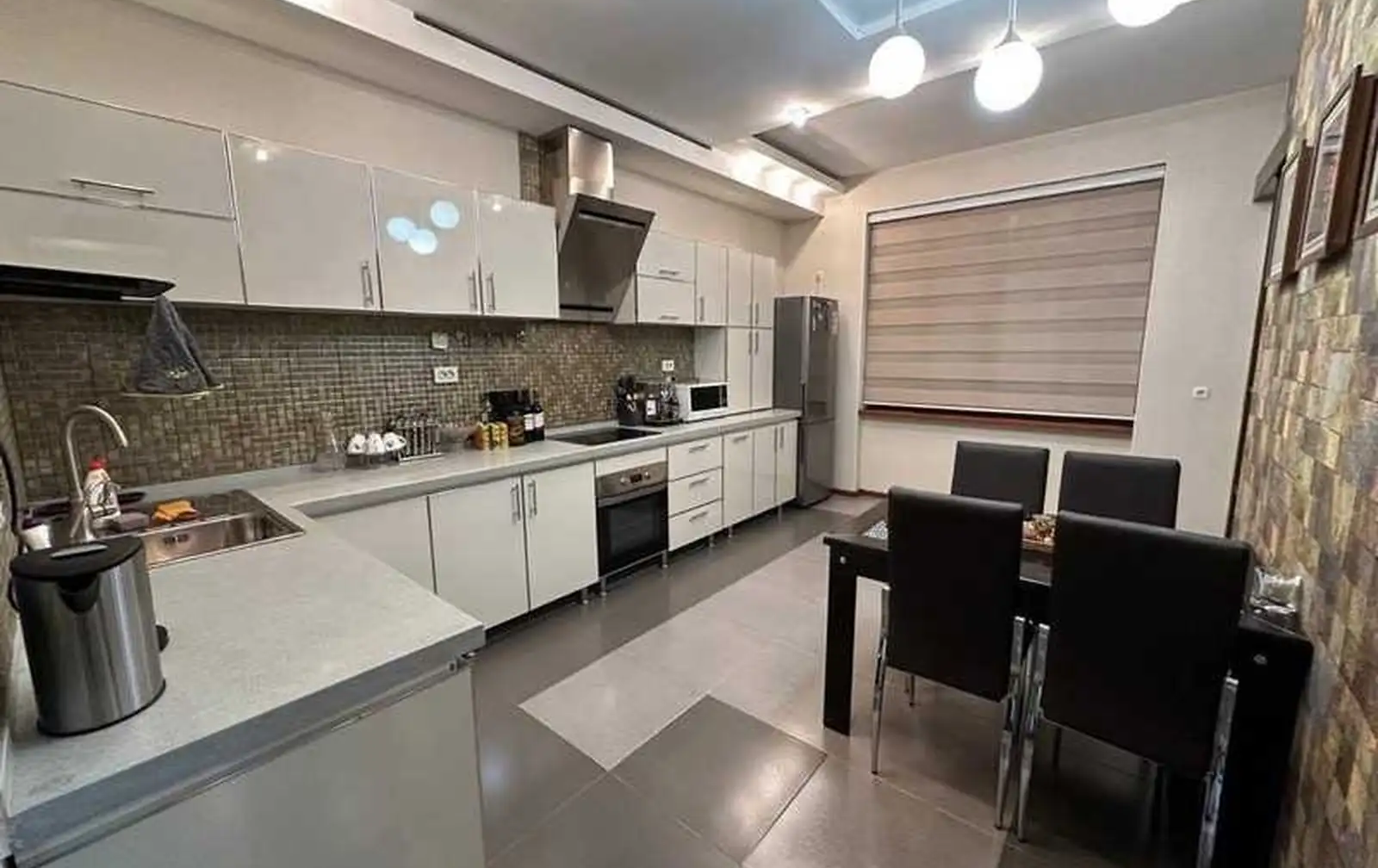 2-комн. квартира, 4 этаж, 110м², Сафина,Дом печать дом Швили