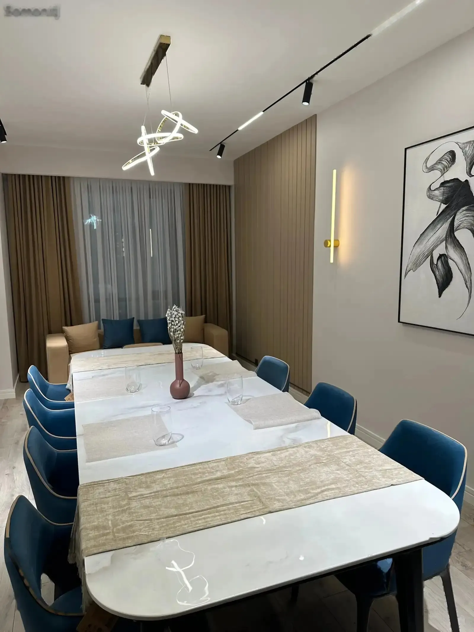 2-комн. квартира, 10 этаж, 86м², Шохмансур