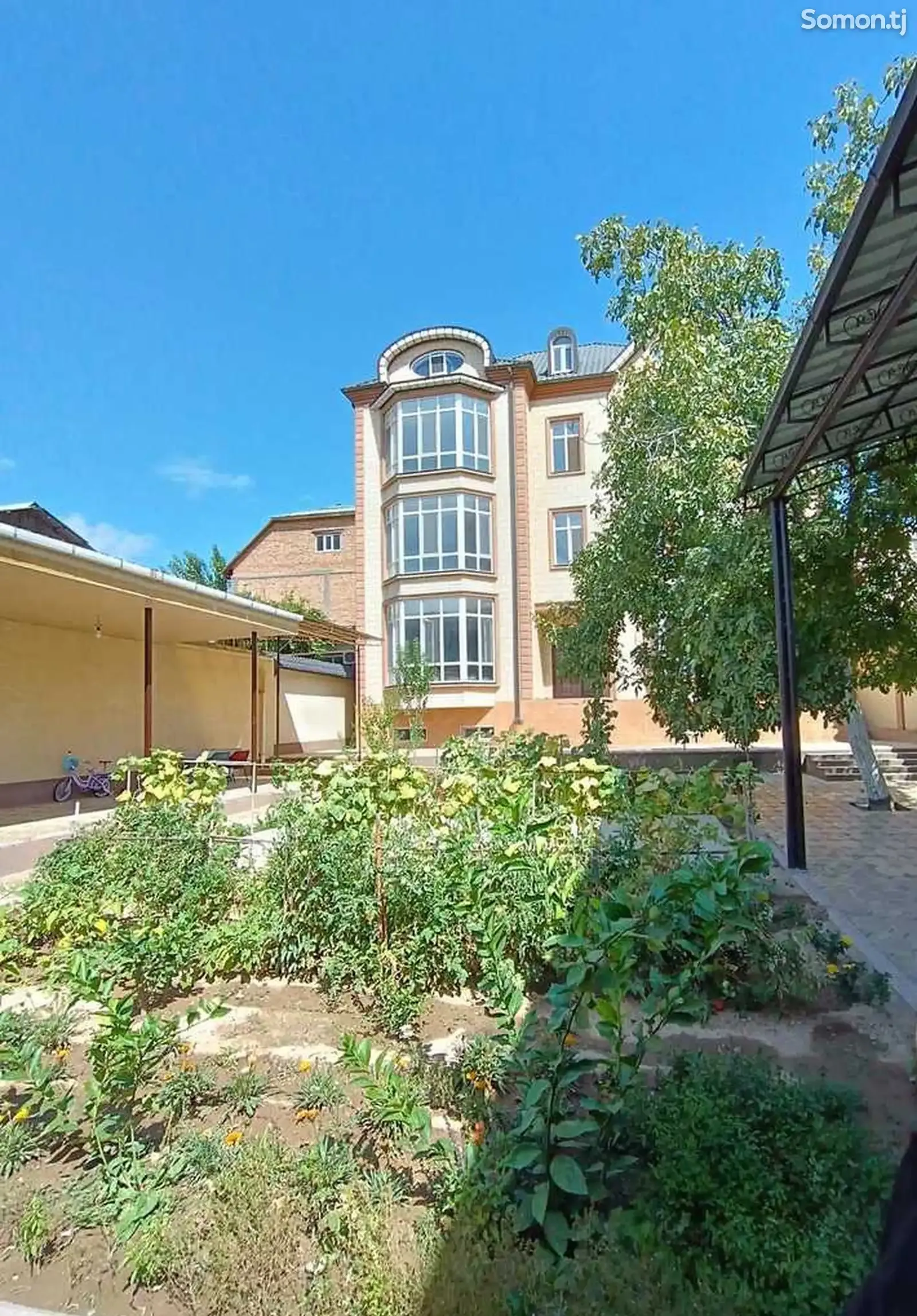 4-этажный, 17 комнатный дом, 986 м², Карамова