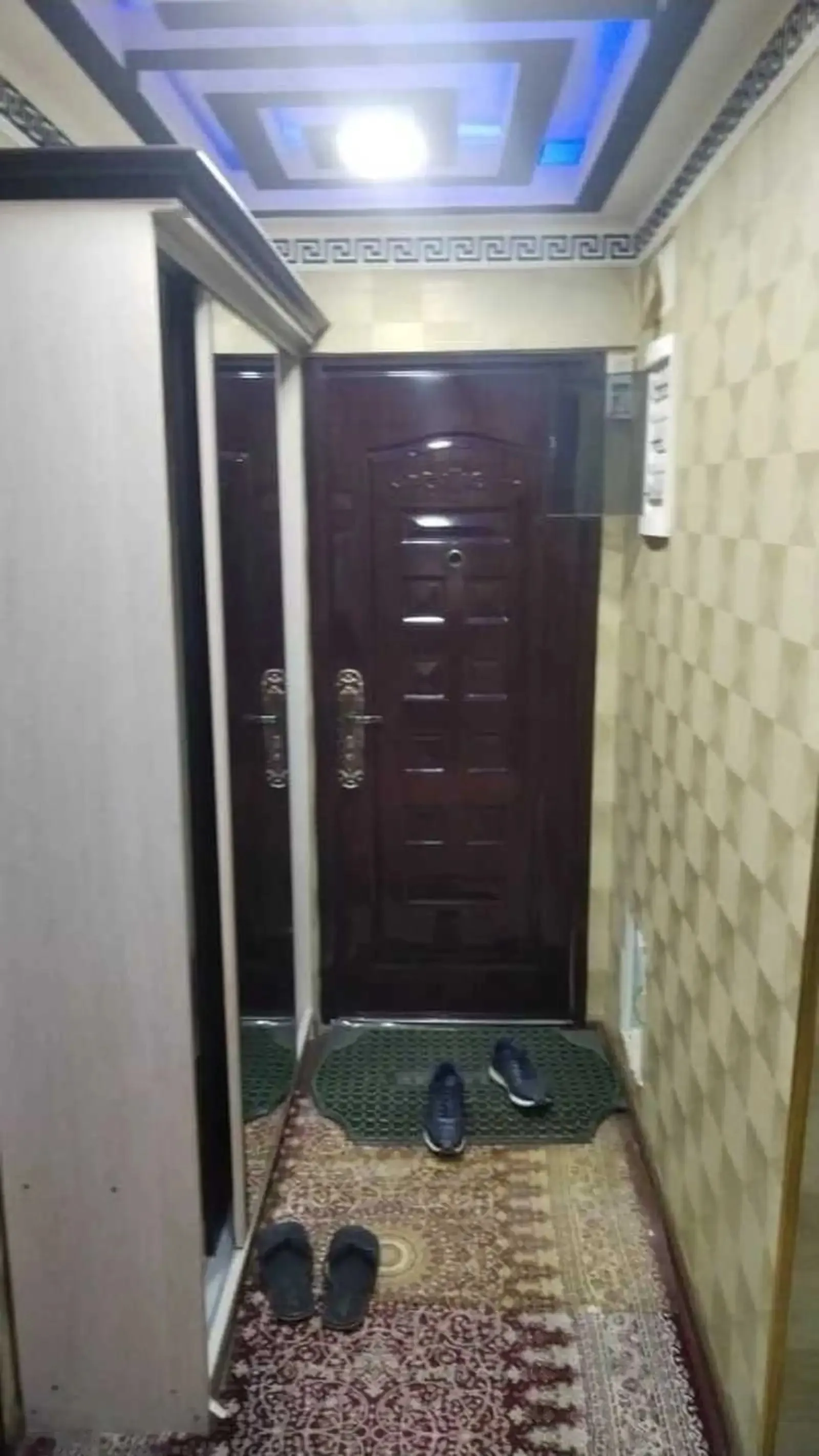 3-комн. квартира, 5 этаж, 85м², 104 мкр военный колледж