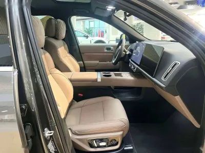 Li Auto (LiXiang) L7, 2025