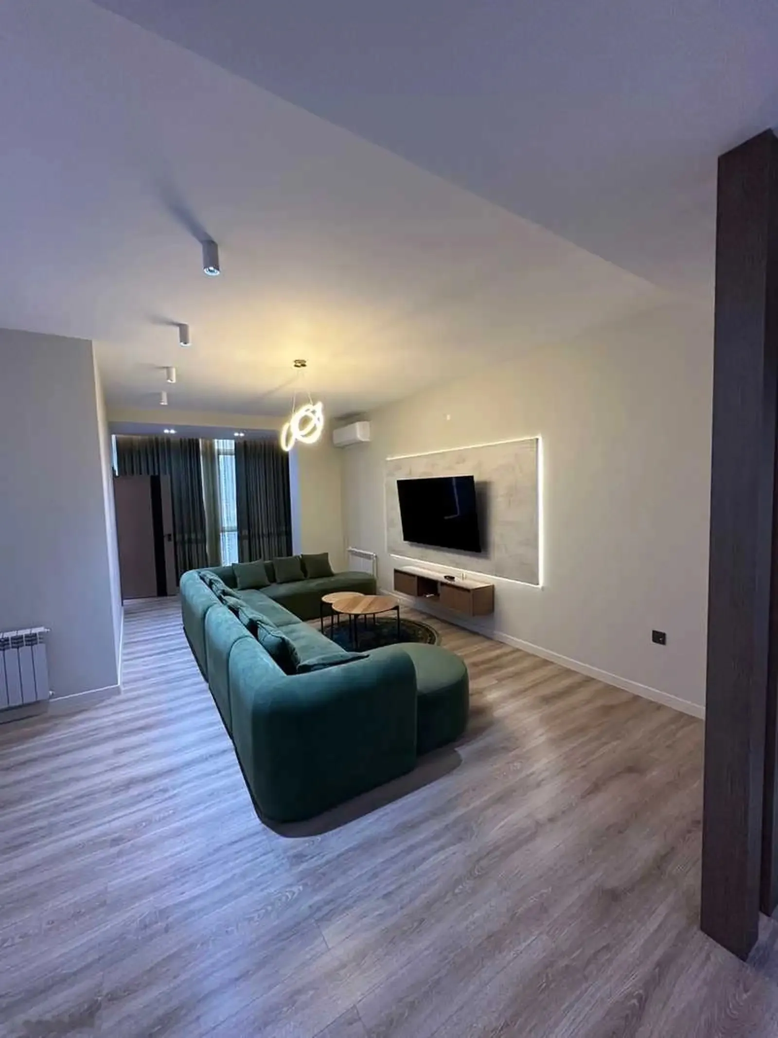 1-комн. квартира, 12 этаж, 83 м², Овир