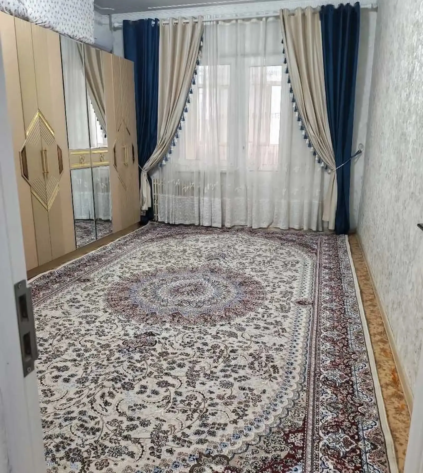 2-комн. квартира, 2 этаж, 60м², Фирдавси