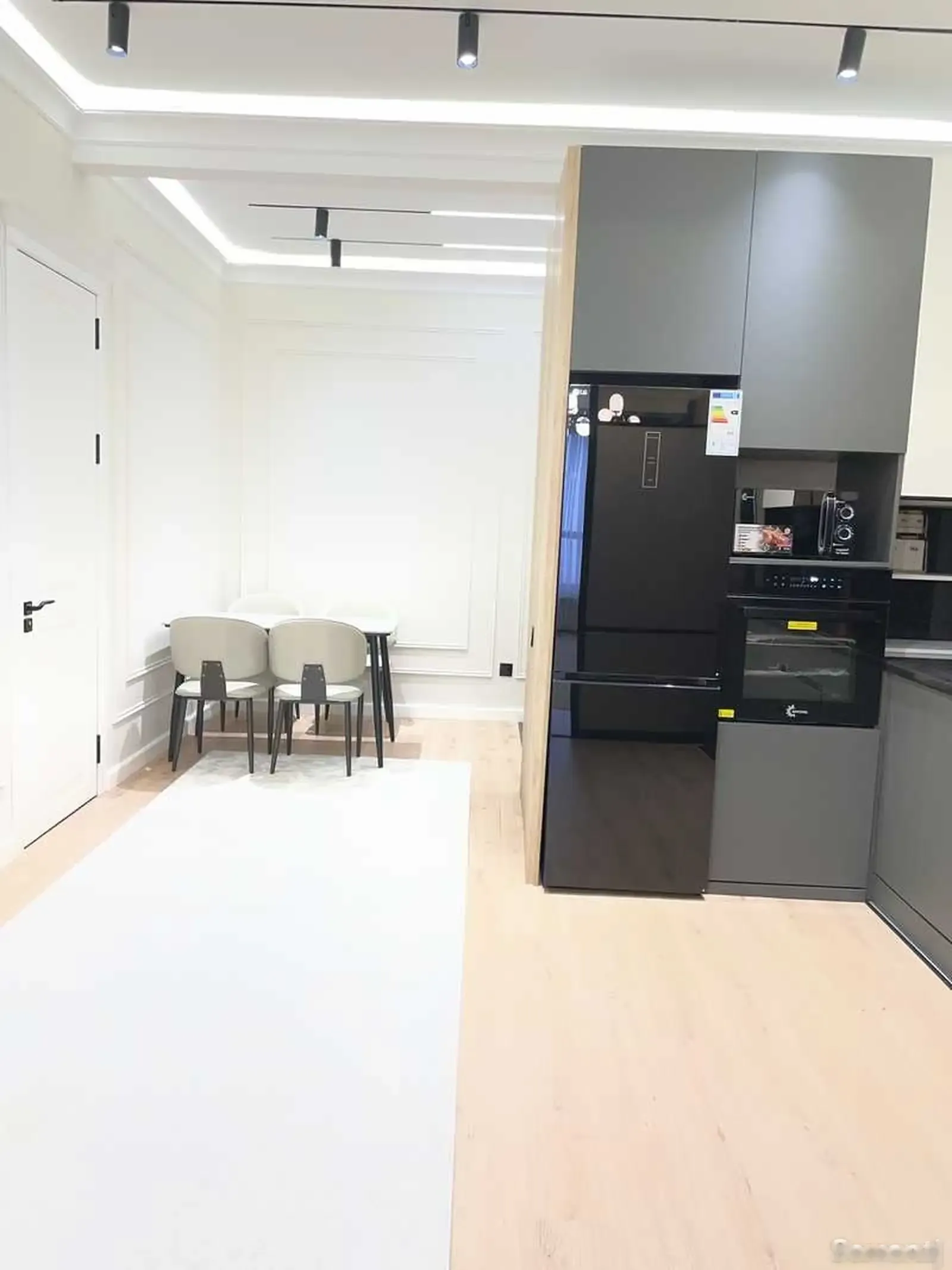 2-комн. квартира, 13 этаж, 67м², Шохмансур, Ватан