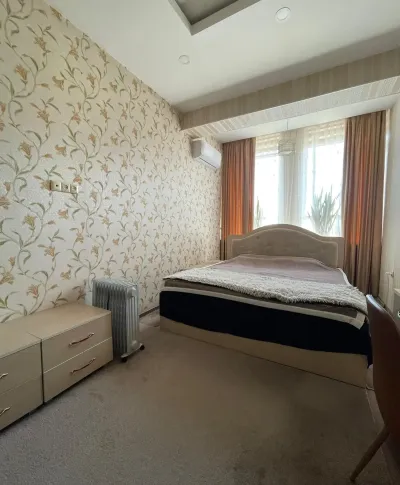 3-комн. квартира, 13 этаж, 85 м², дом над ЮСКОМ, рядом с ТРЦ Ашан