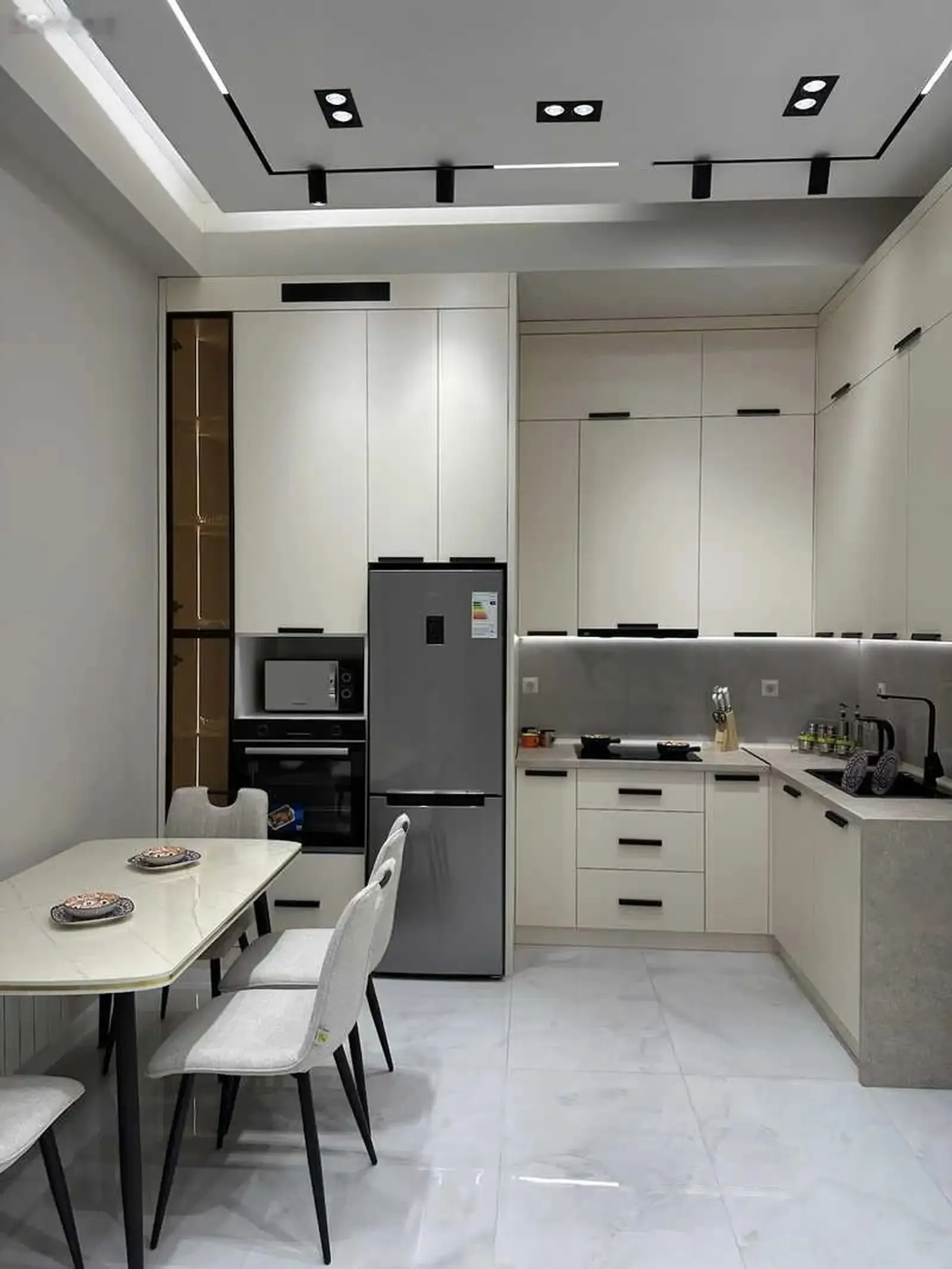 2-комн. квартира, 17 этаж, 68м², Скорая больница