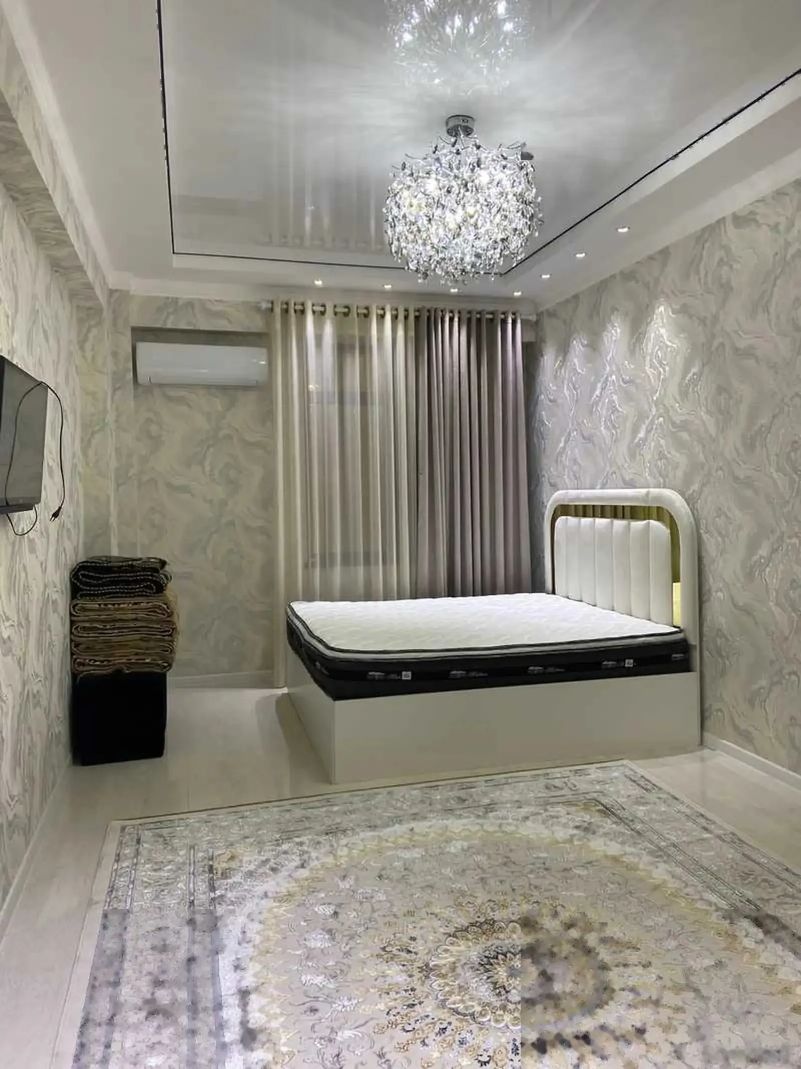 1-комн. квартира, 12 этаж, 46 м², Шохмансур ул.Валоматзода назди Ватан