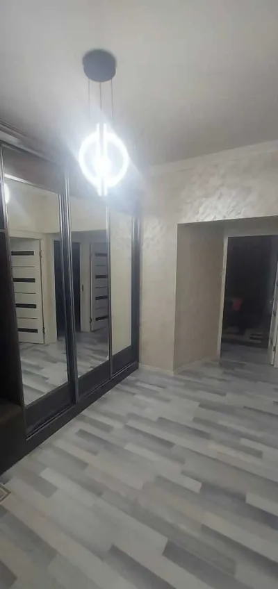 3-комн. квартира, 5 этаж, 100м², 104мкр