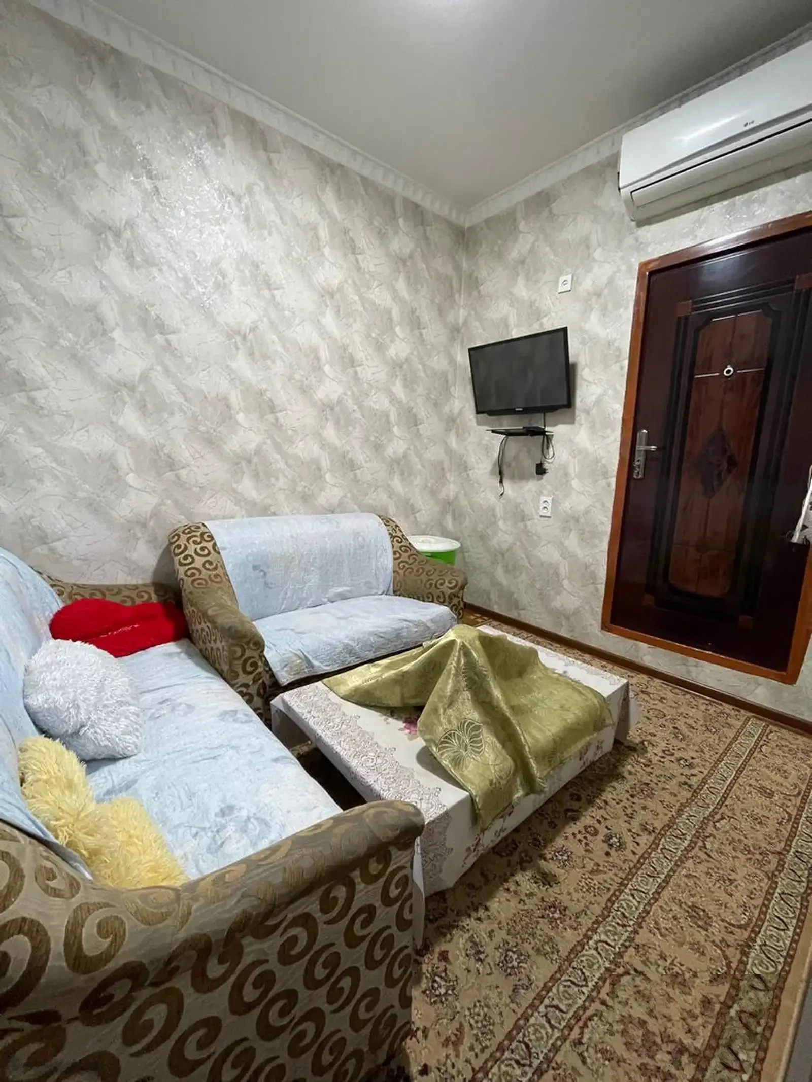 4-комн. квартира, 3 этаж, 100 м², Цирк (Дом Самсунг)