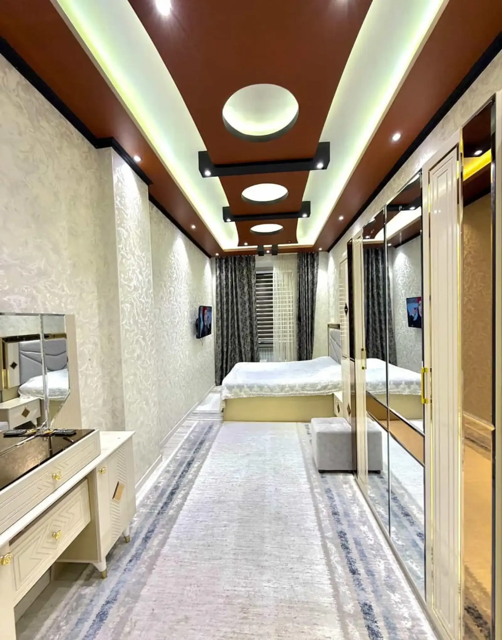3-комн. квартира, 16 этаж, 94 м², Шохмансур Чордома