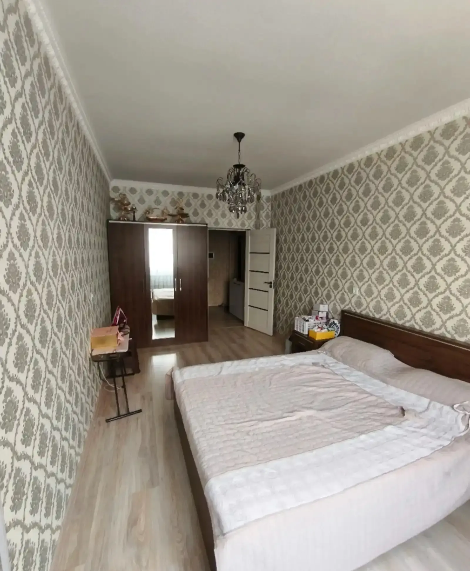 2-комн. квартира, 5 этаж, 60м², 92 мкр, Волна