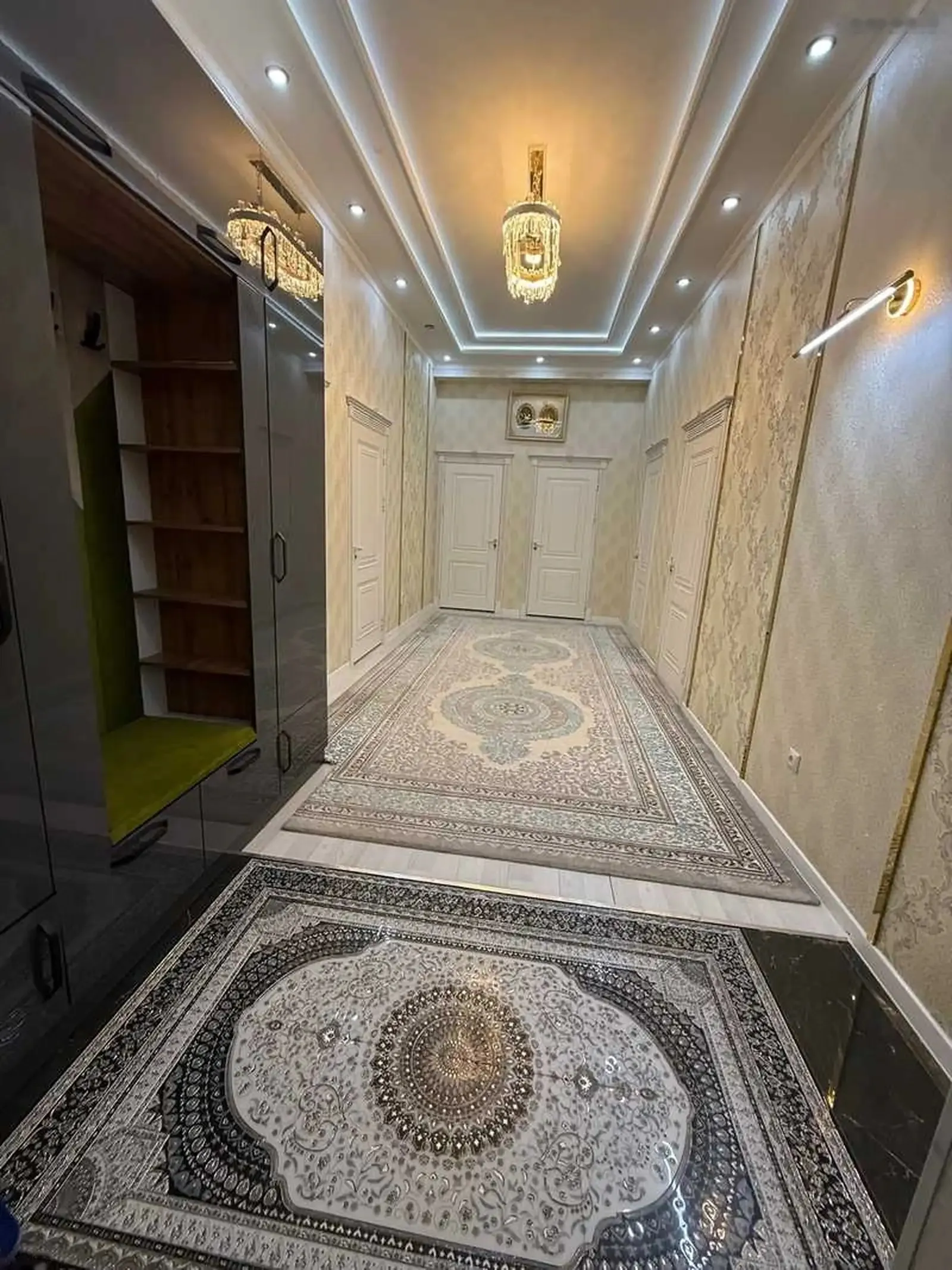 3-комн. квартира, 2 этаж, 150м², мойкаи малика