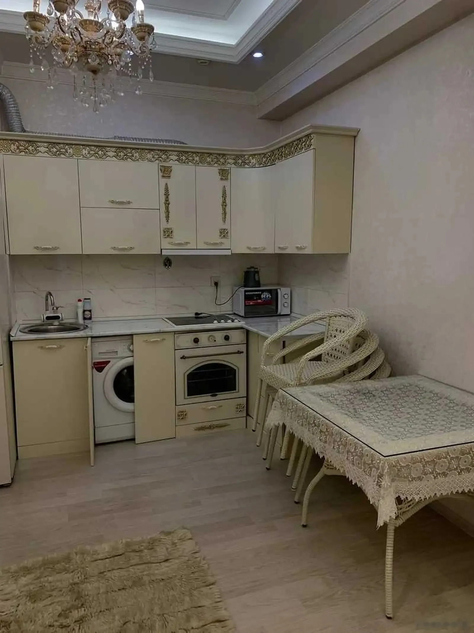 2-комн. квартира, 16 этаж, 55м², пайкари скорый
