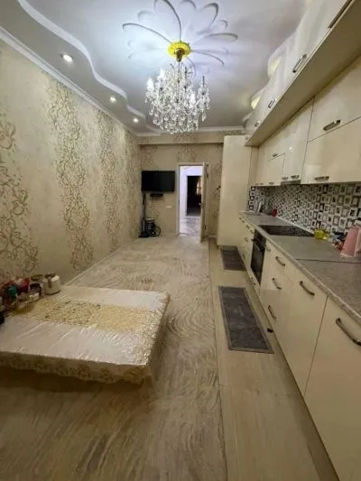 2-комн. квартира, 1 этаж, 106м², сино прафсаюз