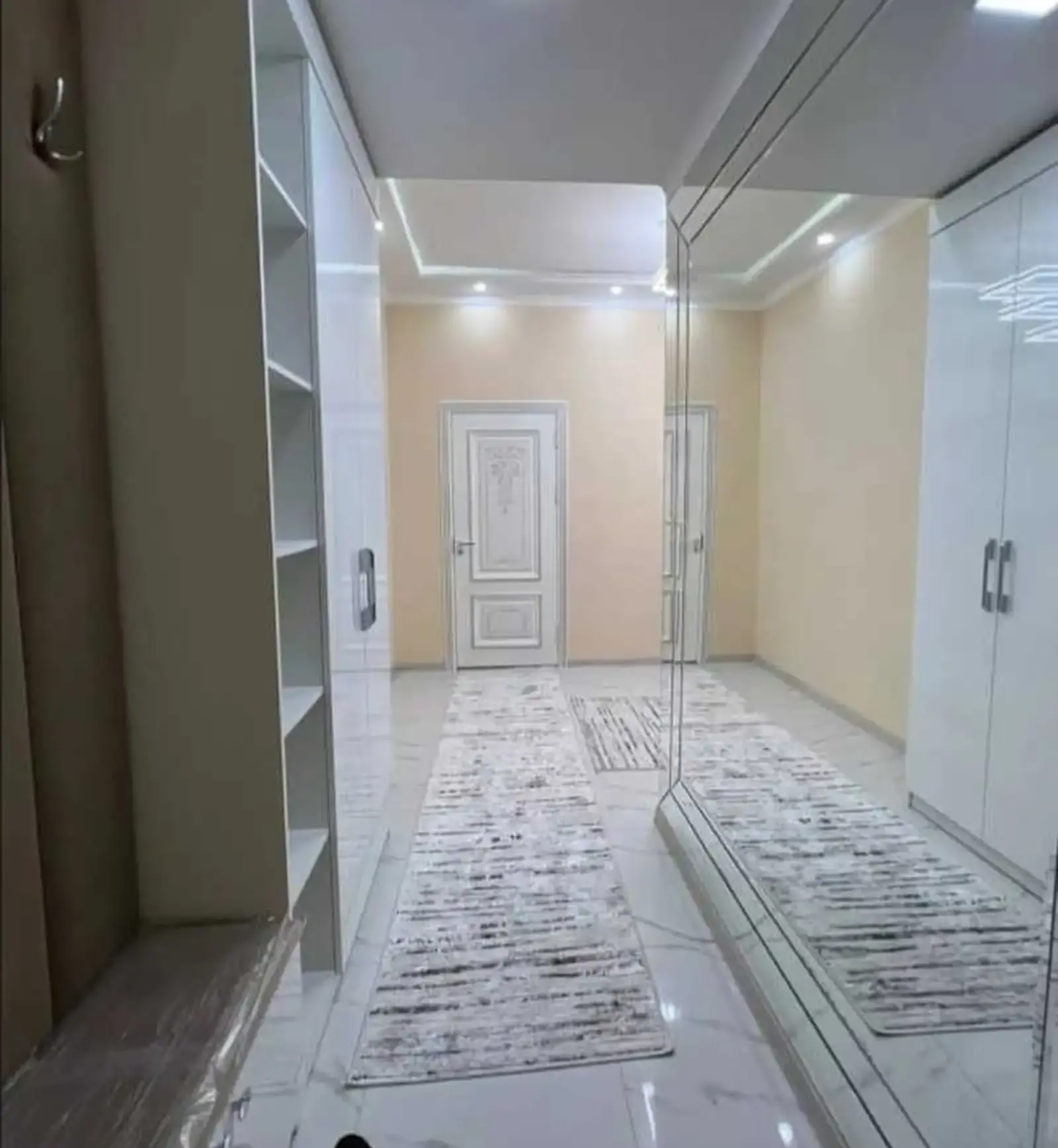 2-комн. квартира, 6 этаж, 100м², шоҳмансур