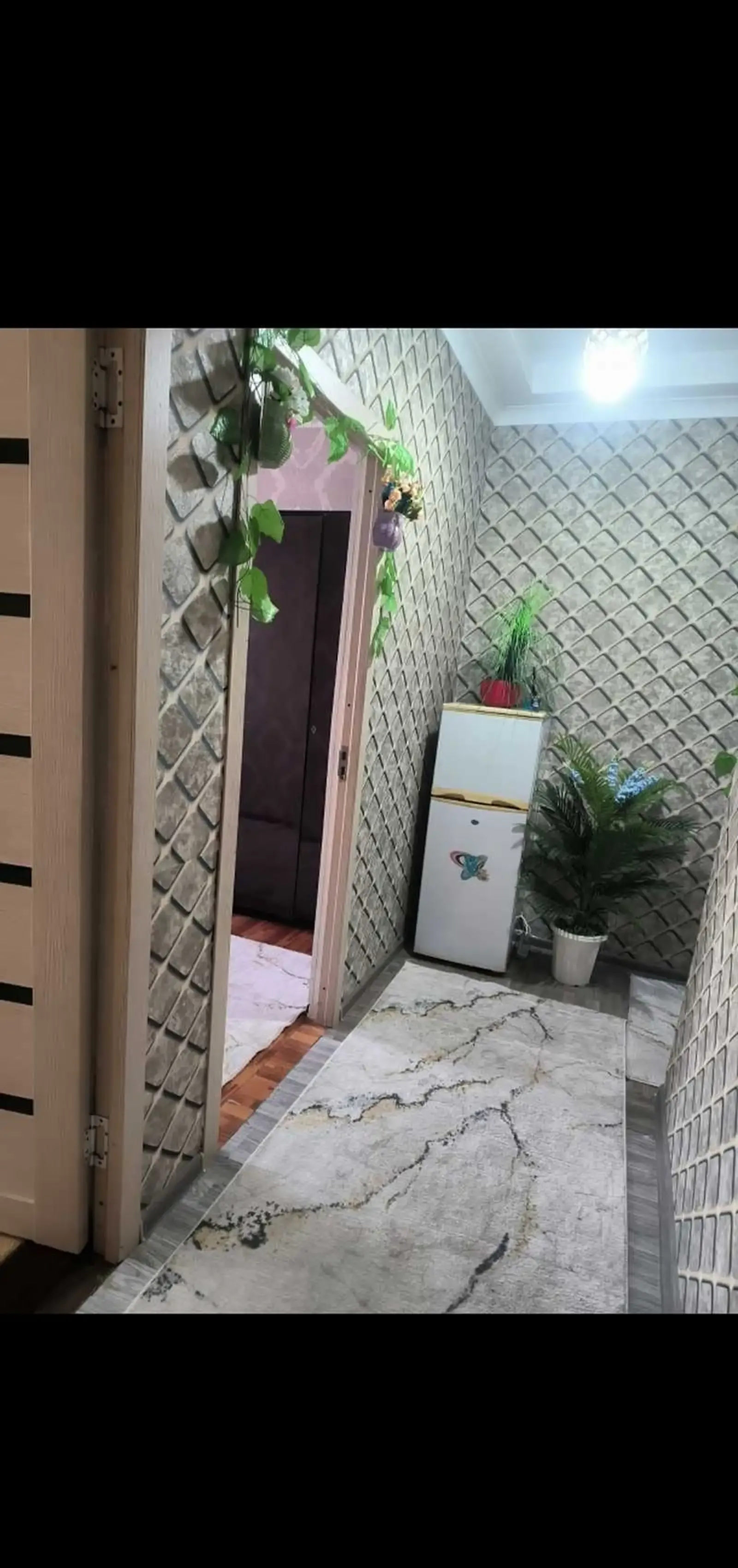 2-комн. квартира, 5 этаж, 40 м², 📍 шаҳри Душанбе, ноҳияи Сино, маҳаллаи Зарнисор, назди таксиҳои Регар