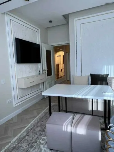 2-комн. квартира, 3 этаж, 60м², Фирдавси