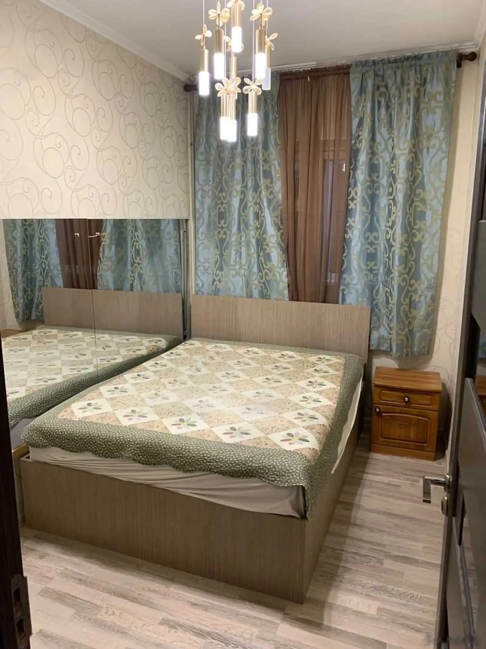 3-к квартира, 5 этаж, 80 м², Сино