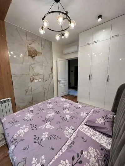 2-комн. квартира, 12 этаж, 70м², И. Сомони