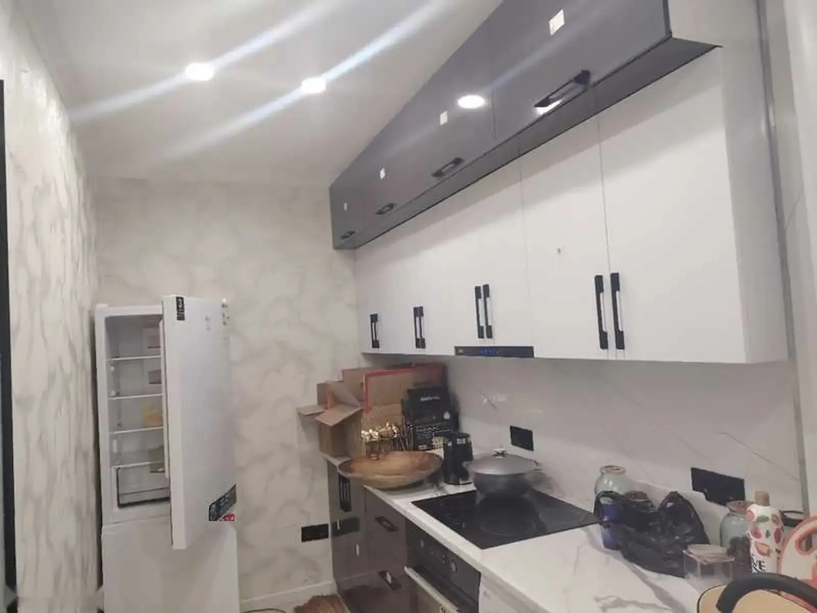 2-комн. квартира, 2 этаж, 60м², 102мкр кафеи Суман