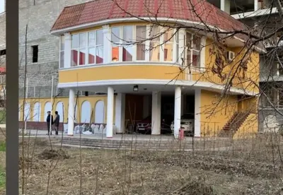 2-этажный, 12 комнатный дом, 600 м², И. Сомони