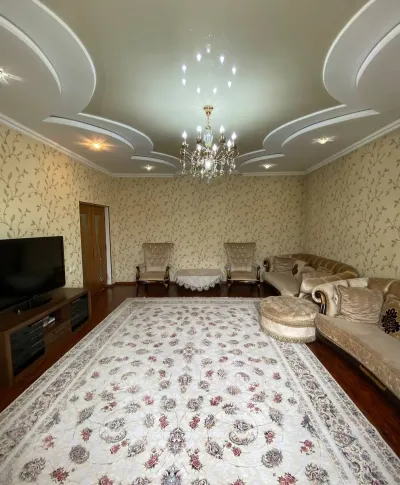 4-комн. квартира, 4 этаж, 140 м², сино
