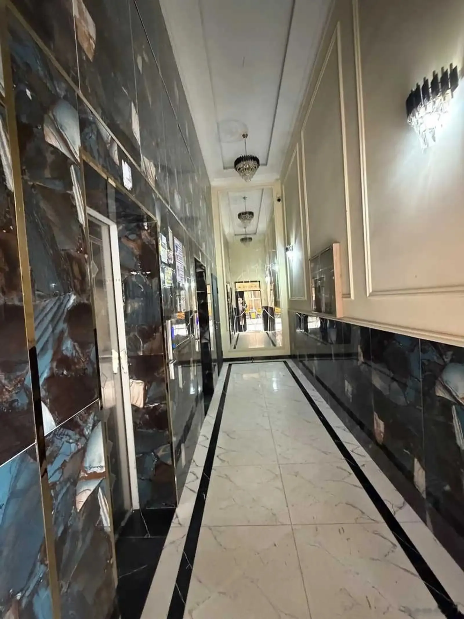 1-комн. квартира, 11 этаж, 48 м², голубой экран