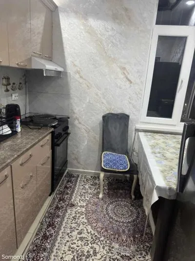 2-к квартира, 9 этаж, 60 м², Шохмансур