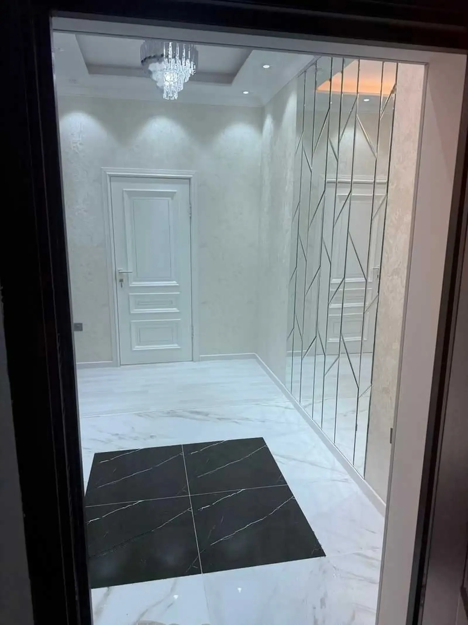 2-комн. квартира, 14 этаж, 67м², Профсоюз
