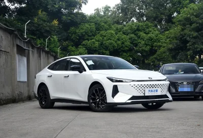 Changan UNI-V, 2025