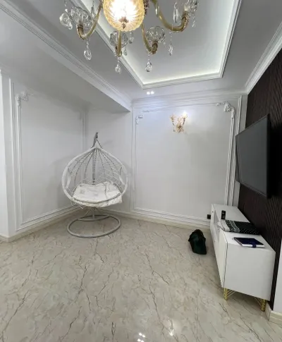 4-комн. квартира, 5 этаж, 180 м², Сино