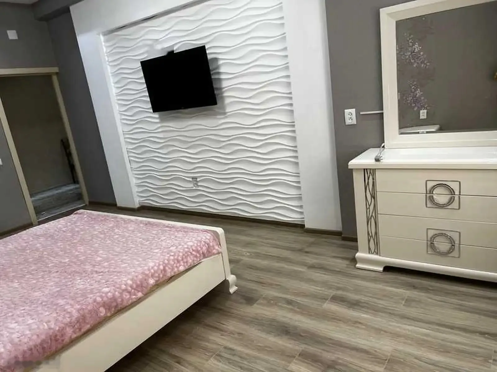 2-комн. квартира, 8 этаж, 80м², Гранд отель