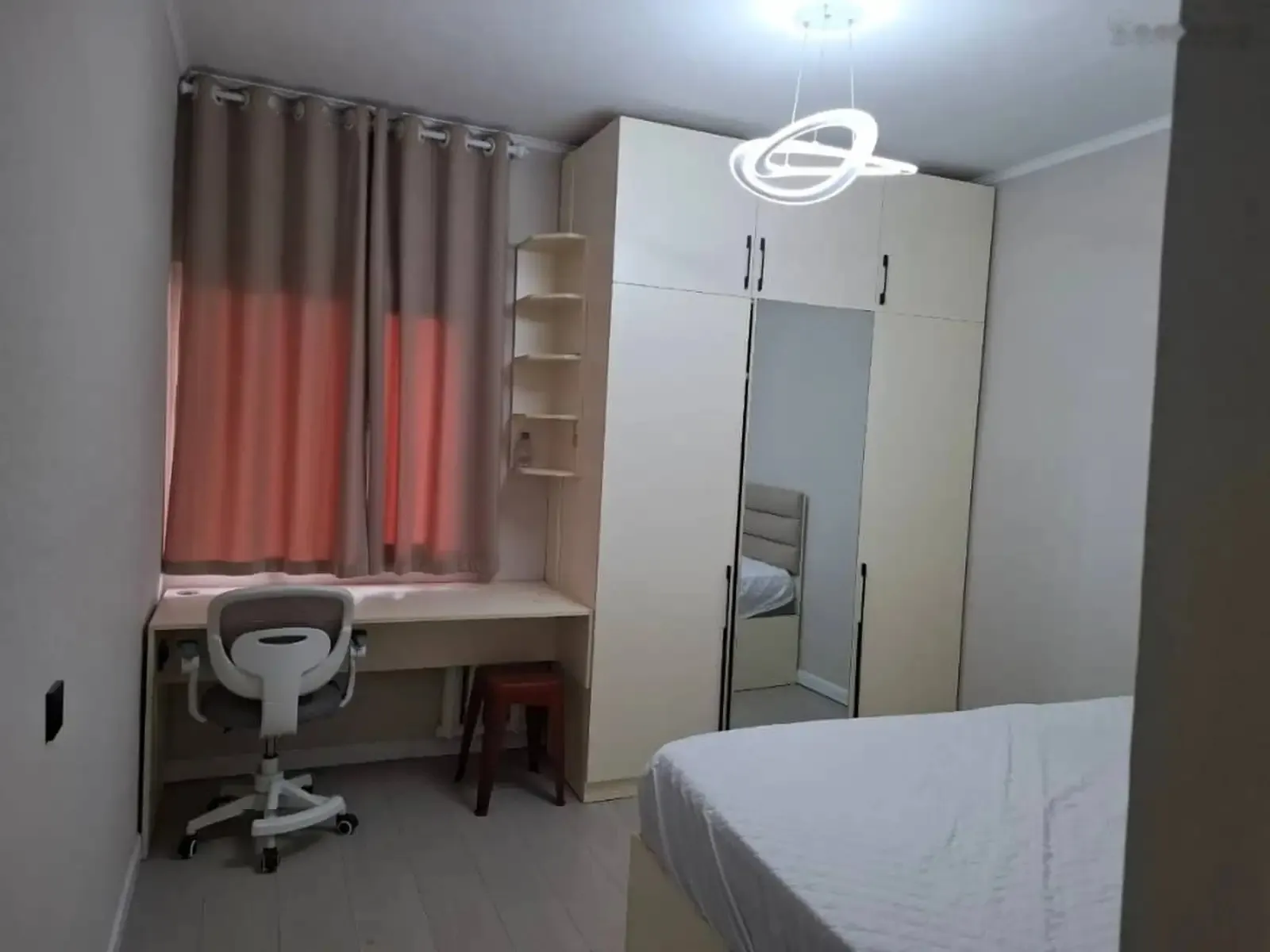 2-комн. квартира, 6 этаж, 60м², цум