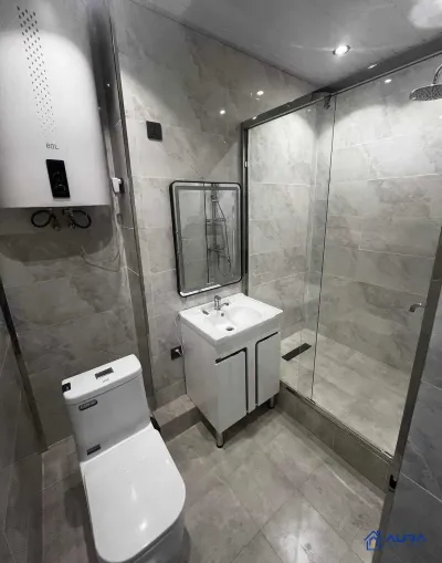2-комн. квартира, 15 этаж, 61 м², Фирдавси