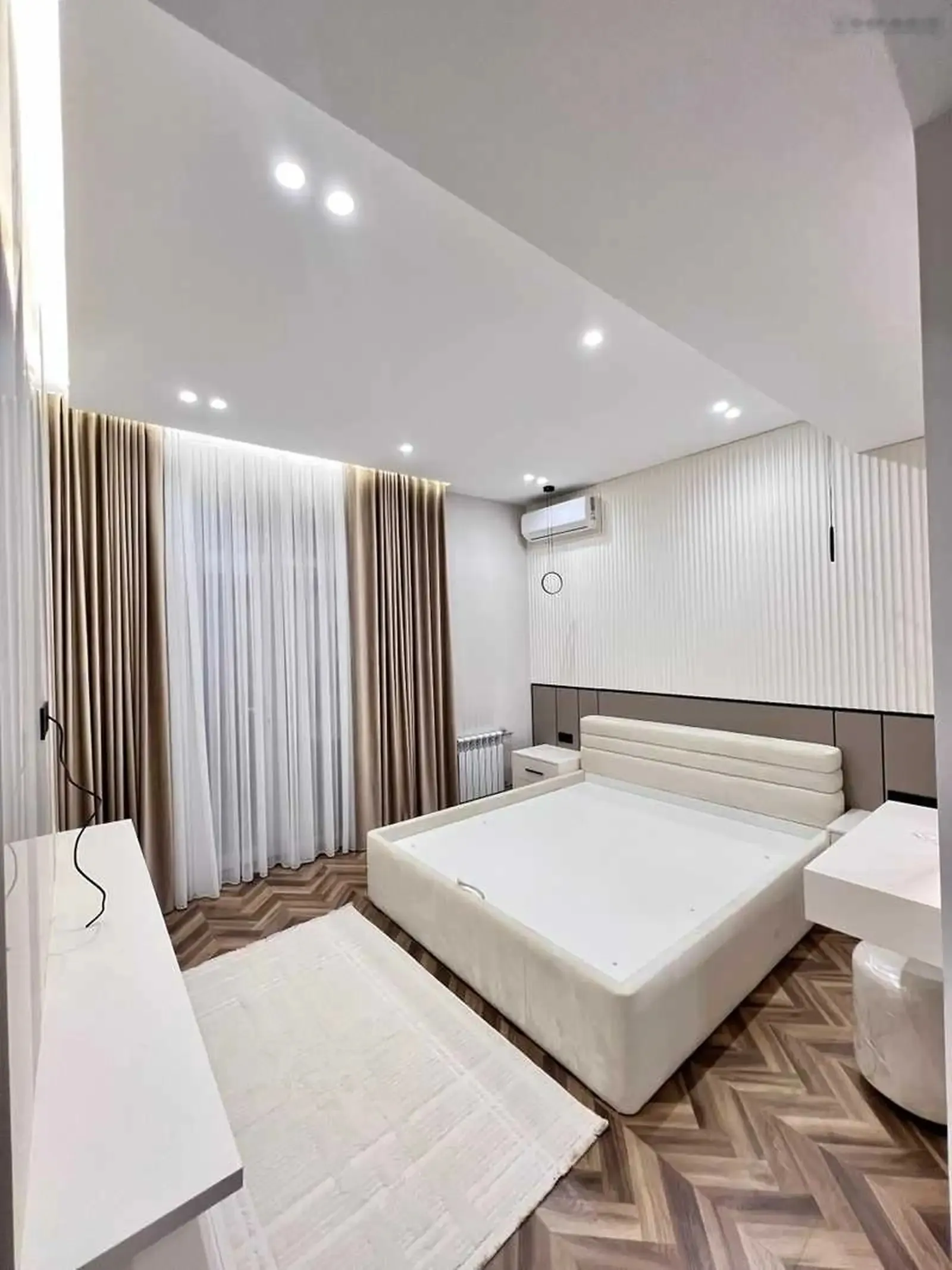 4-комн. квартира, 4 этаж, 140м², овир
