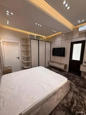 3-комн. квартира, 5 этаж, 65 м², сино