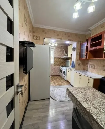 2-комн. квартира, 4 этаж, 60м², Сино 92 мкр пушти кафе суман