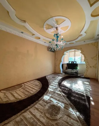 3-комн. квартира, 3 этаж, 73 м², Цирк, Профсоюз
