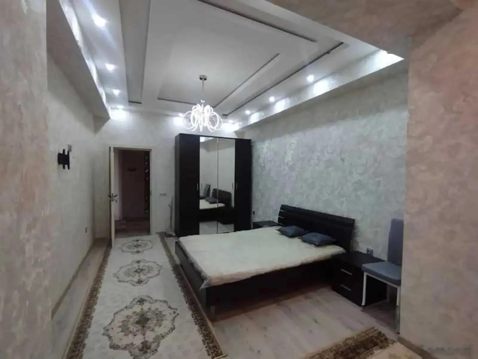 2-комн. квартира, 12 этаж, 80м², Шохмансур