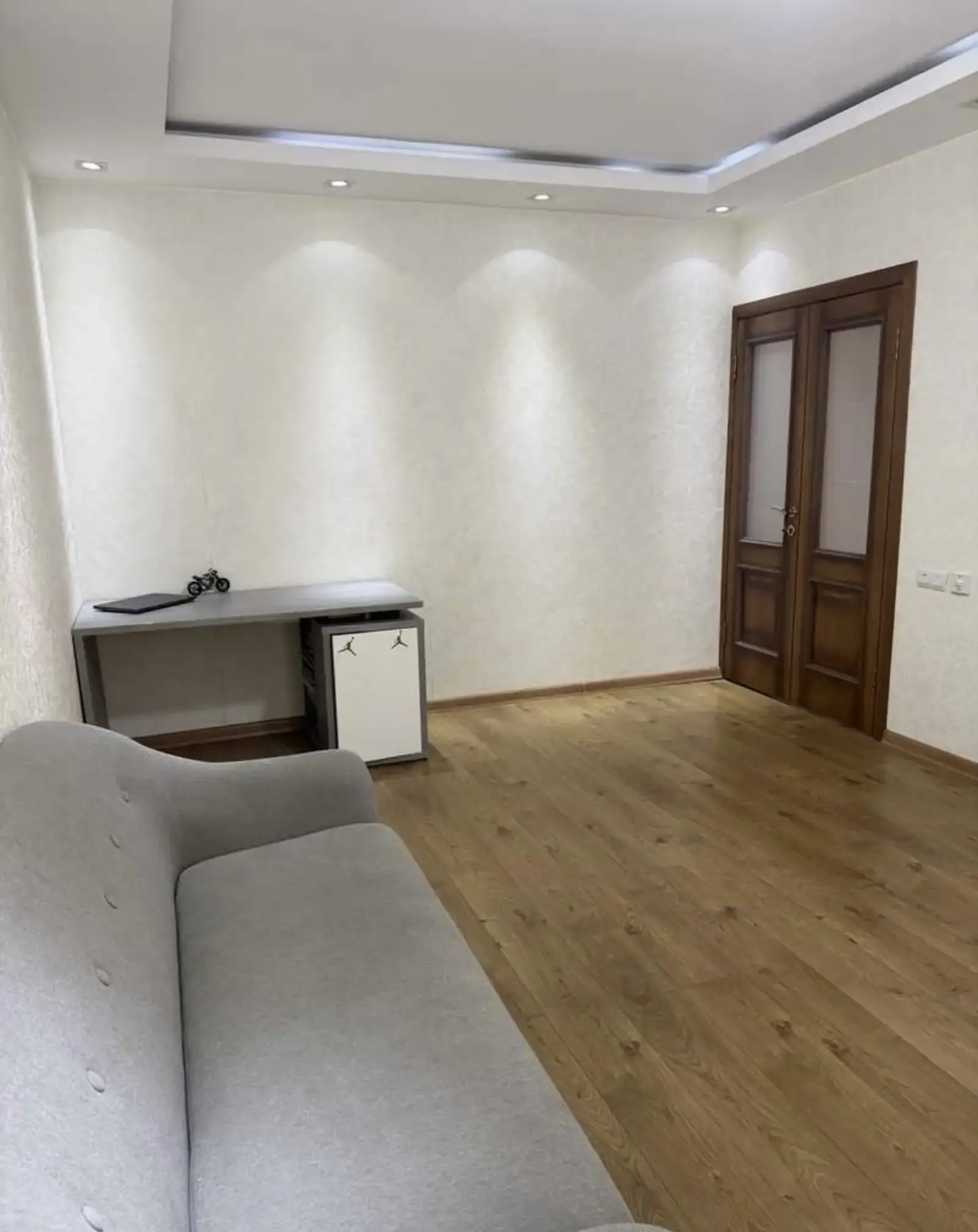 4-комн. квартира, 4 этаж, 70 м², Сино