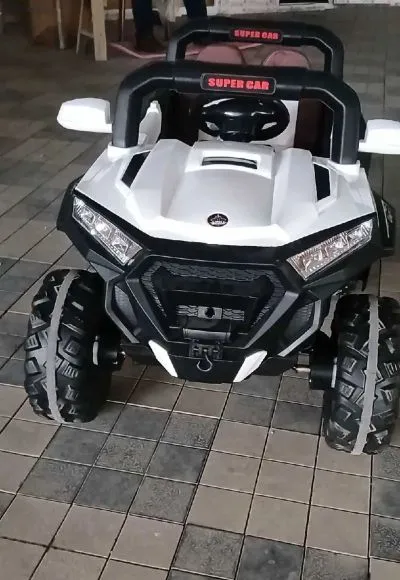 Детский электромобиль