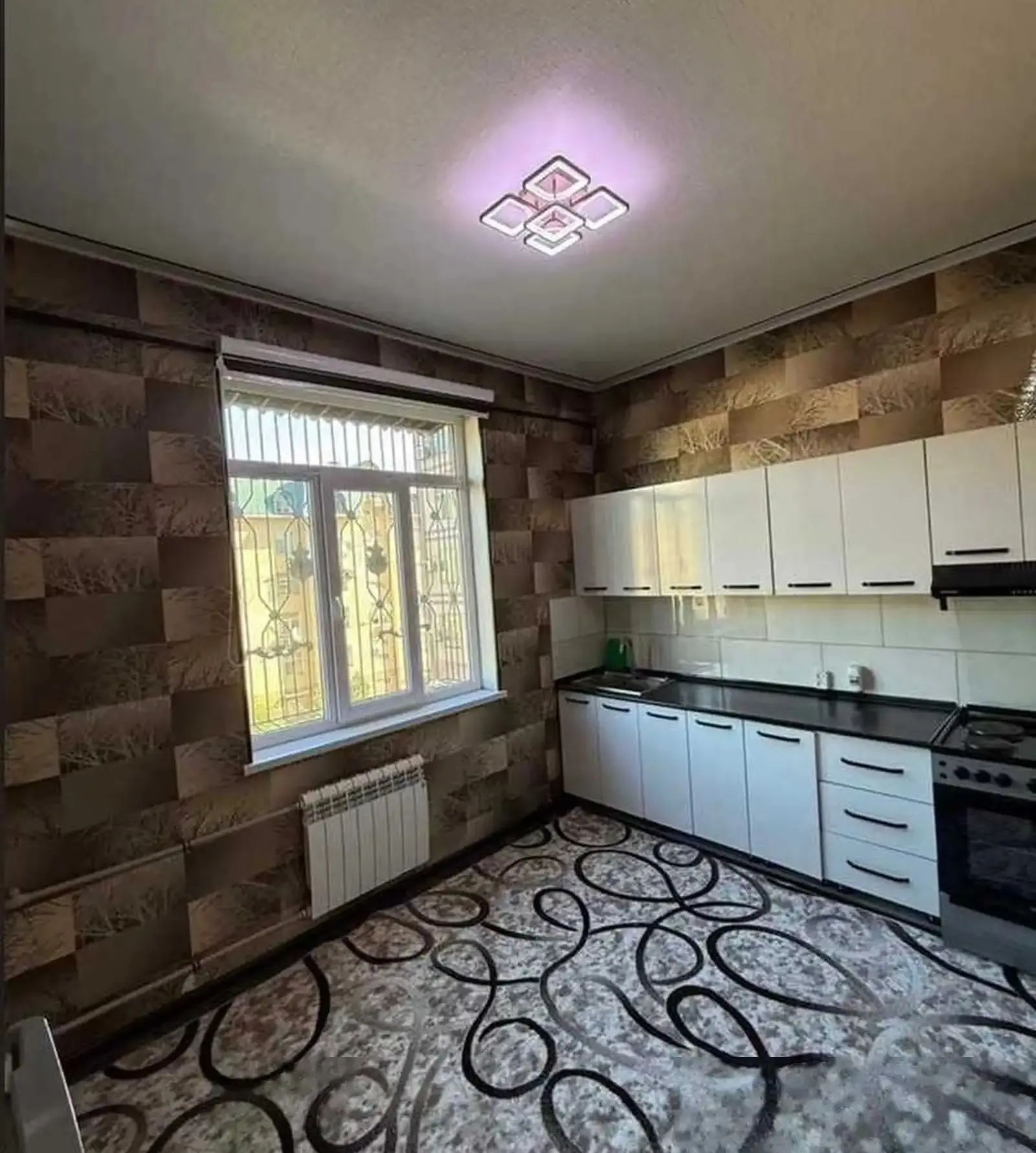2-комн. квартира, 4 этаж, 48м², Сино