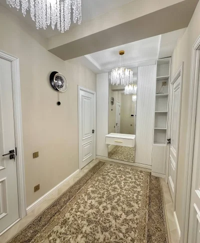 2-комн. квартира, 4 этаж, 96 м², Исмоили Сомони школа 8(дом Баракат)
