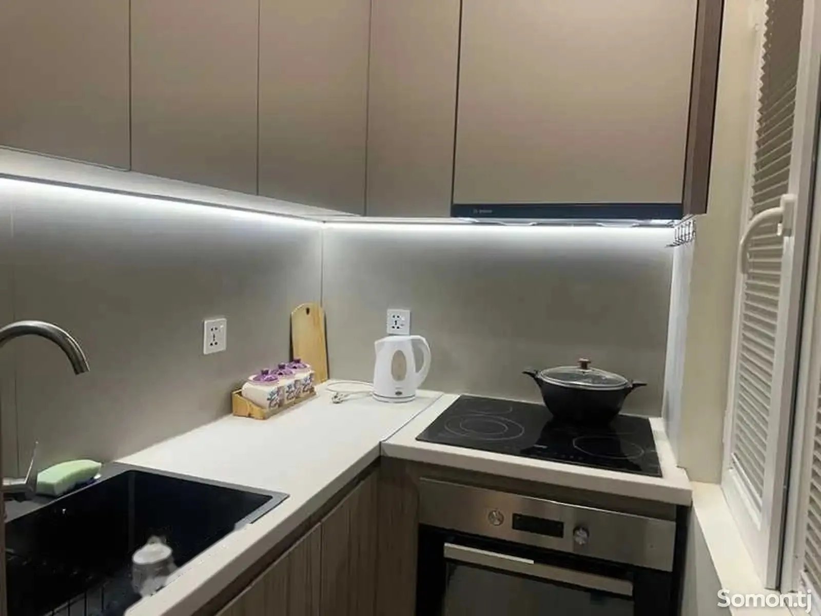 2-комн. квартира, 8 этаж, 68м², овир
